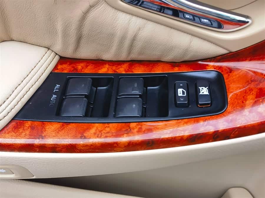 丰田 皇冠 2007 汽车图片 #27