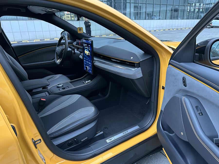 Ford Mustang Mach-E 2023 car image #27