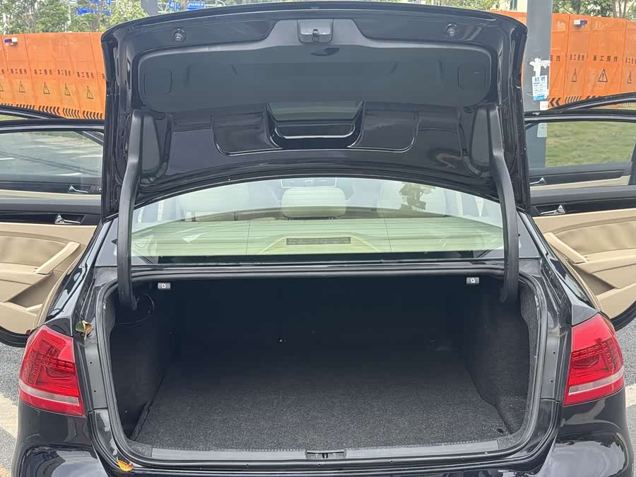 Volkswagen Passat 2014 imagen de coche #27