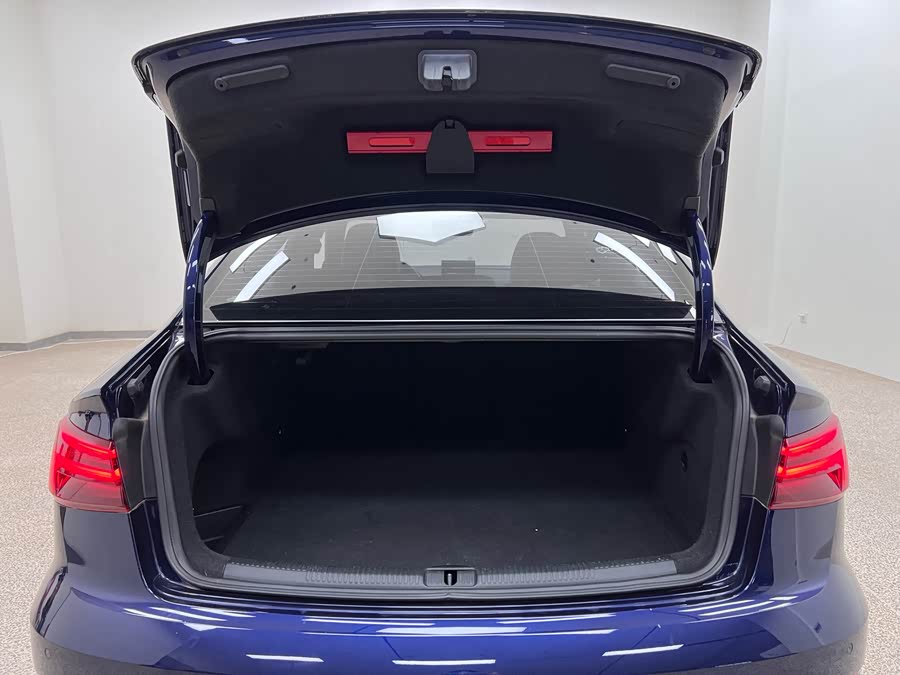 Audi S3 2019 imagen de coche #27