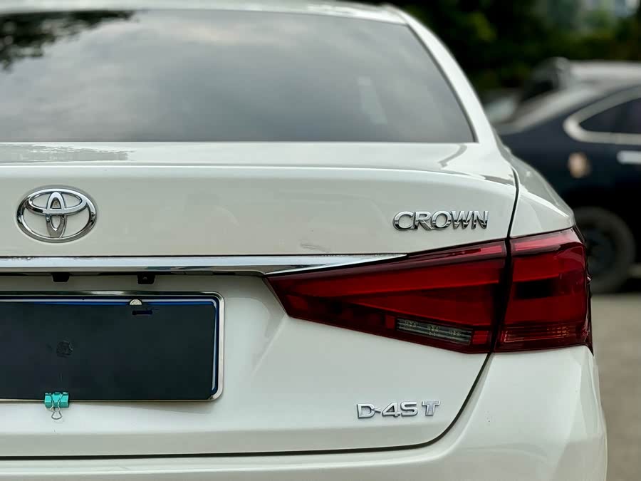 丰田 皇冠 2017 汽车图片 #27