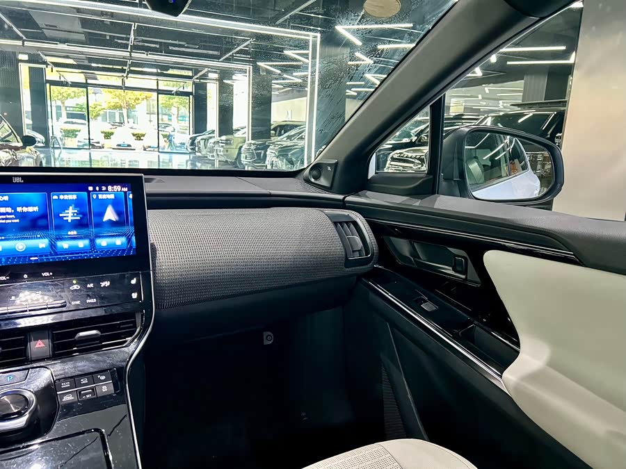 Toyota bZ4X 2022 immagine di auto #27