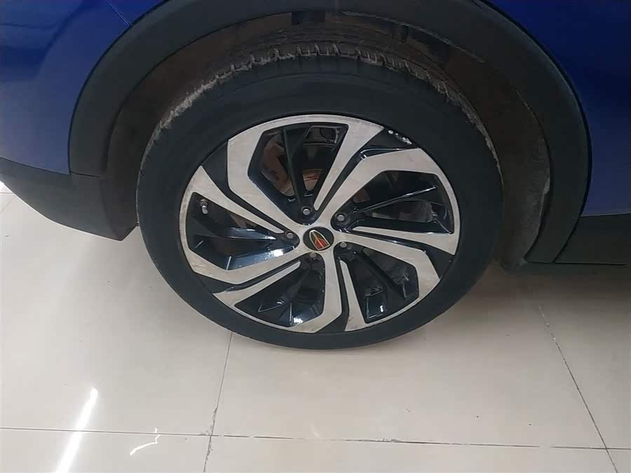 HongQi E-HS3 2019 #27 HongQi E-HS3 2019 car image #27