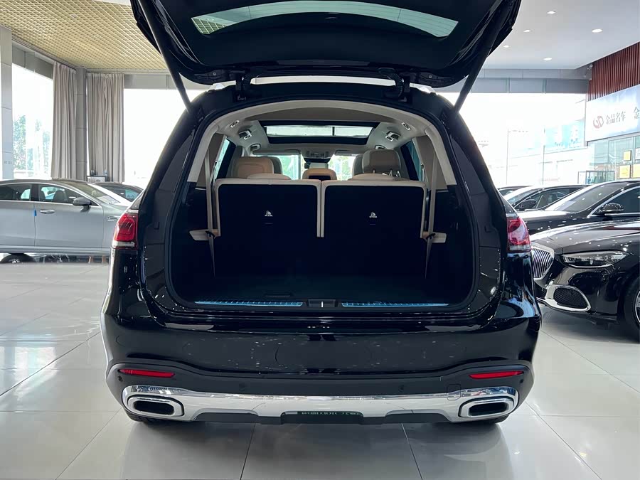 Mercedes-Benz GLS Class 2023 #27 Mercedes-Benz GLS Class 2023 car image #27