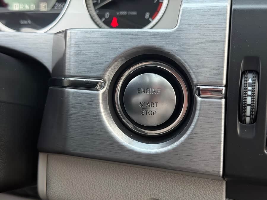 Mercedes-Benz GLK Class (Imported) 2010 car image #27