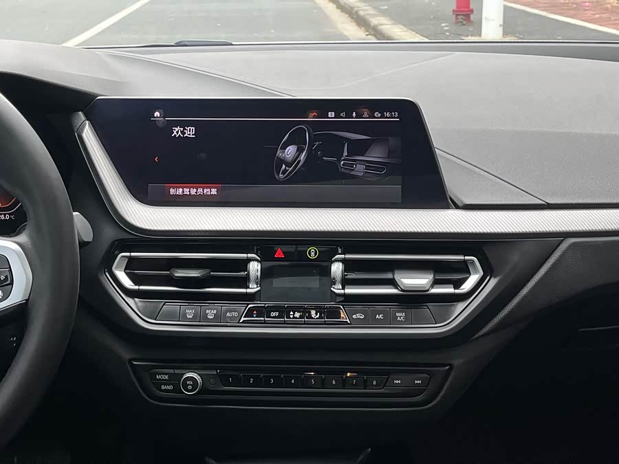 BMW 2 Series (Imported) 2024 immagine di auto #27