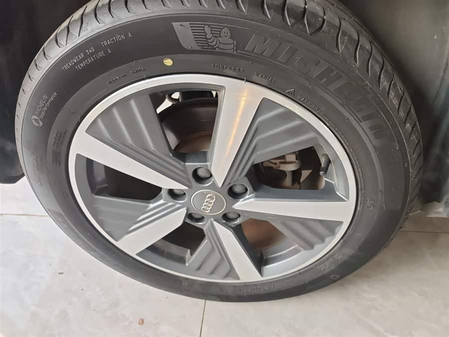 Audi Q2L e-tron 2021 #27 Audi Q2L e-tron 2021 صورة سيارة #27