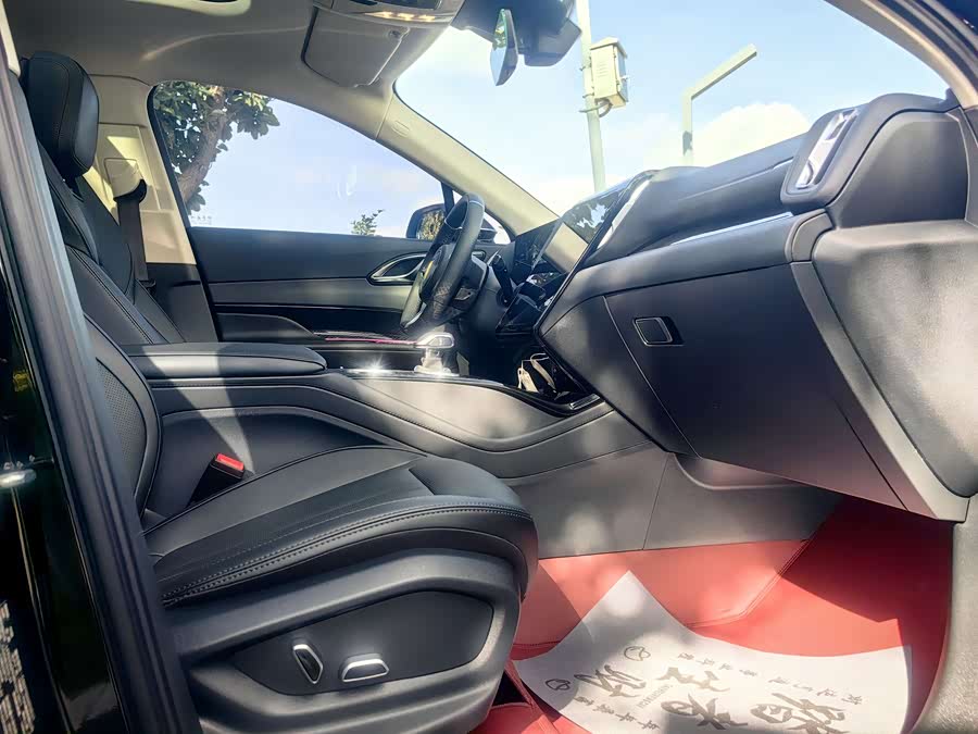 HongQi HS3 PHEV 2024 #27 HongQi HS3 PHEV 2024 car image #27