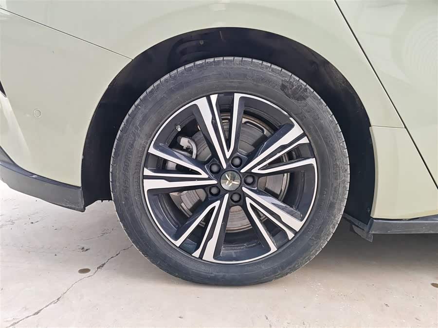 HongQi EH7 2024 car image #27