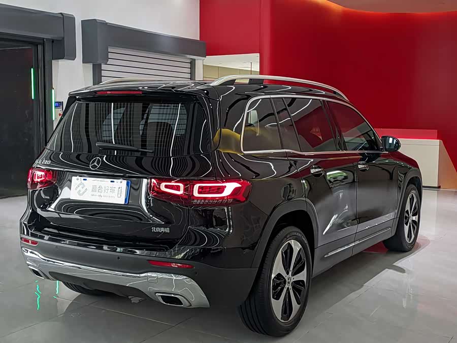 Mercedes-Benz GLB Class 2022 #27 Mercedes-Benz GLB Class 2022 car image #27