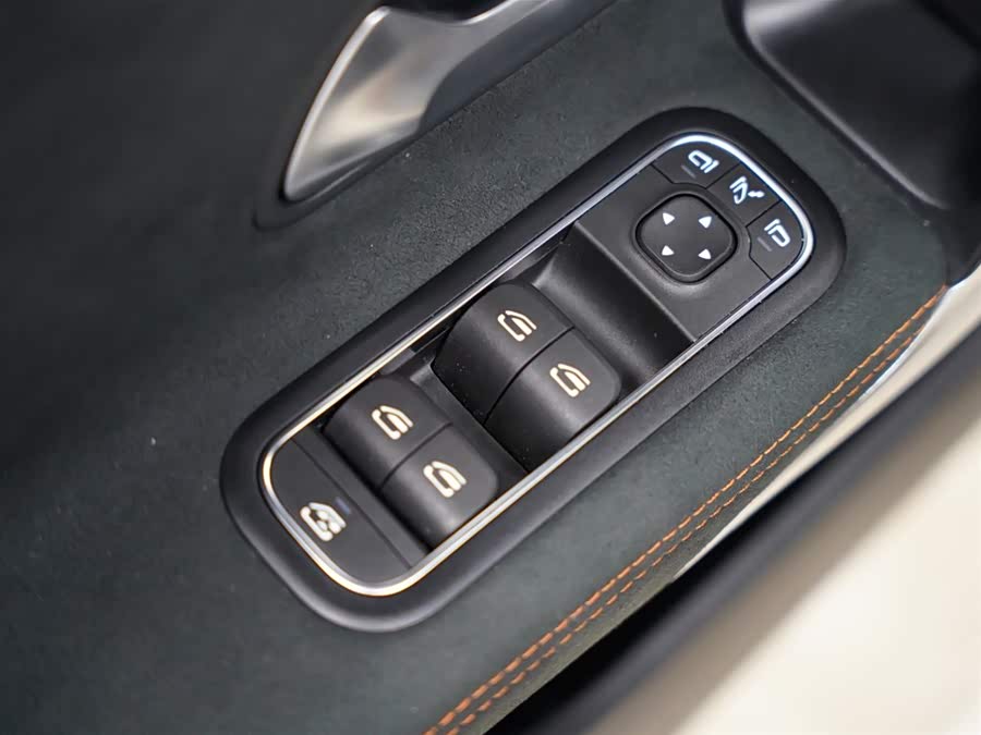 Mercedes-Benz CLA AMG 2024 imagem de carro #27