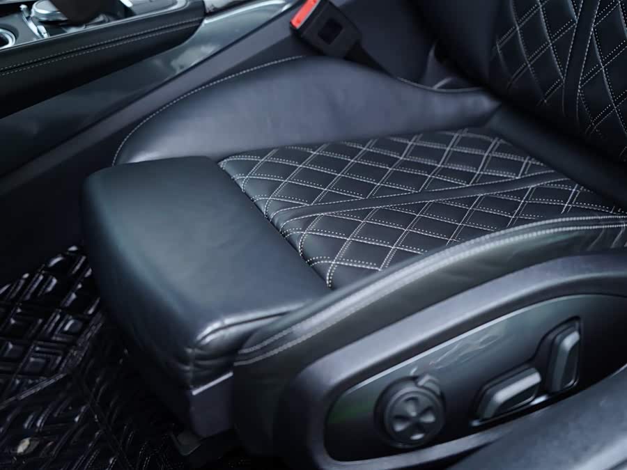 Audi TT RS 2020 #27 Audi TT RS 2020 car image #27