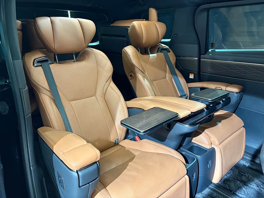 丰田 威尔法 2023 汽车图片 #27