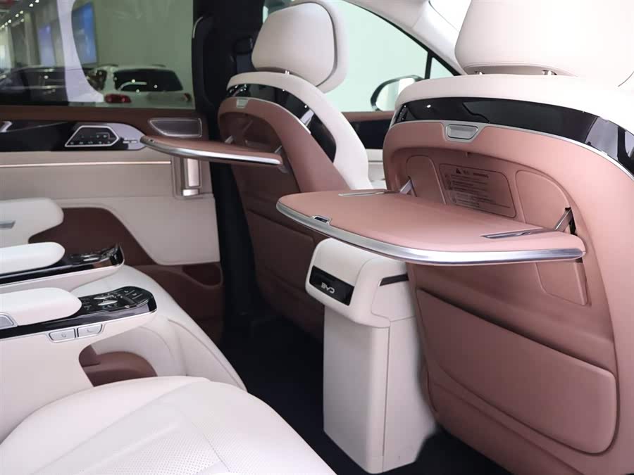 BYD Xia 2025 #27 BYD Xia 2025 immagine di auto #27