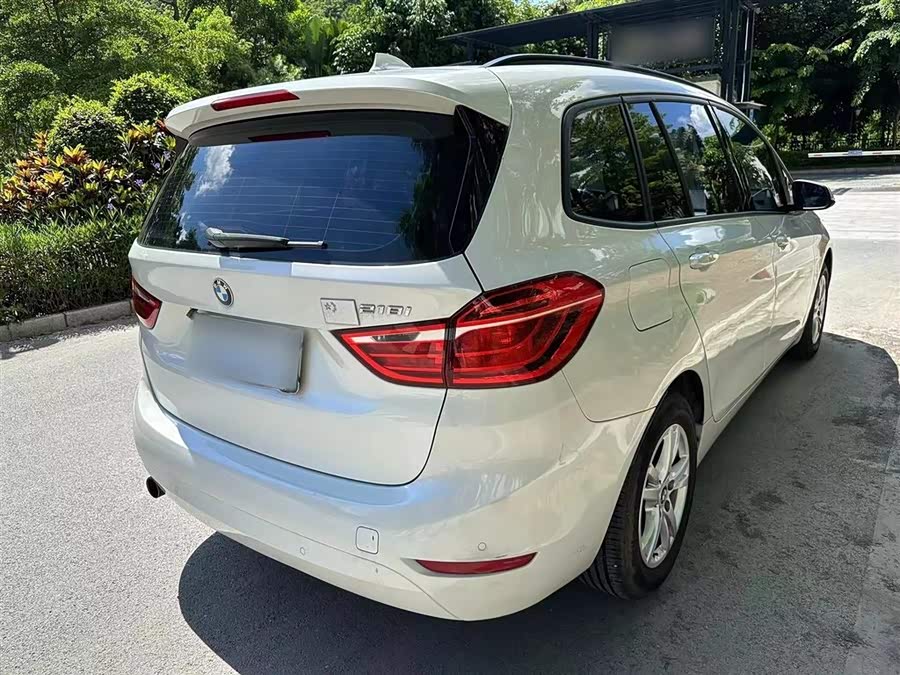 BMW 2 Series Gran Tourer 2015 car image #27