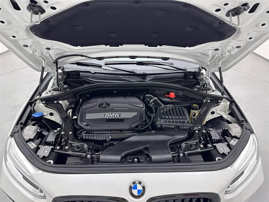 BMW 1 Series 2020 immagine di auto #27