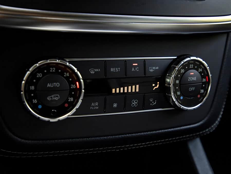 Mercedes-Benz M AMG 2013 #27 Mercedes-Benz M AMG 2013 image de voiture #27