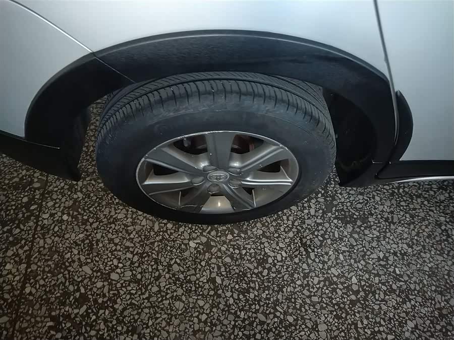 Toyota Reiz 2015 immagine di auto #27