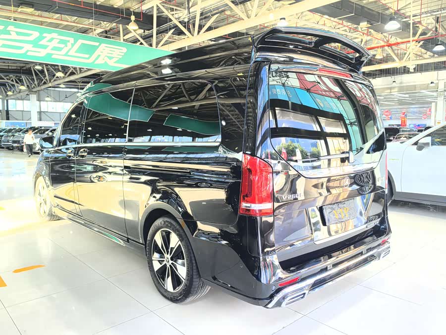 Mercedes-Benz V Class 2023 car image #27