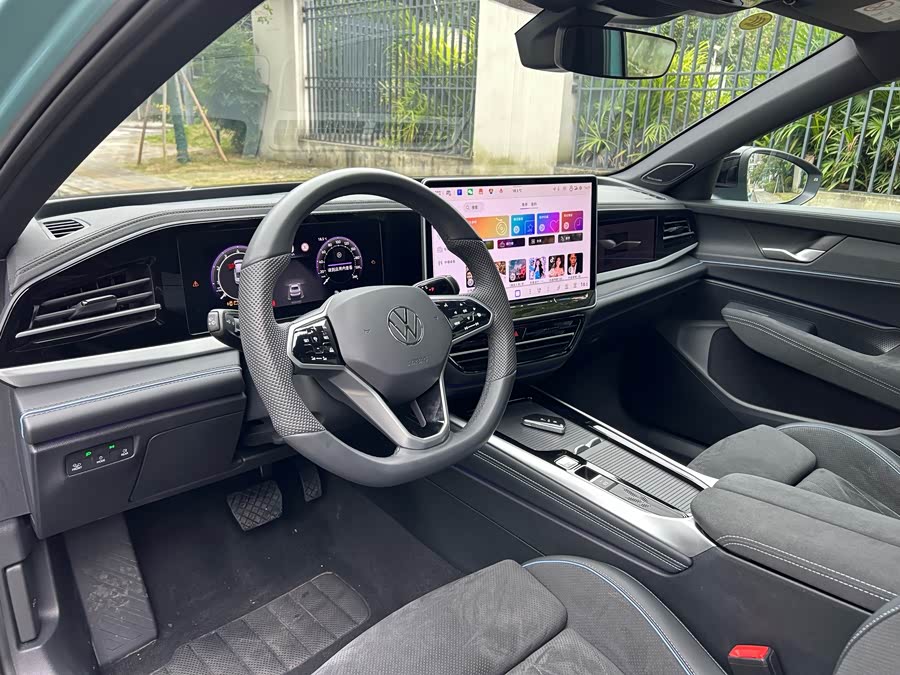 Volkswagen Passat 2024 изображение автомобиля #27