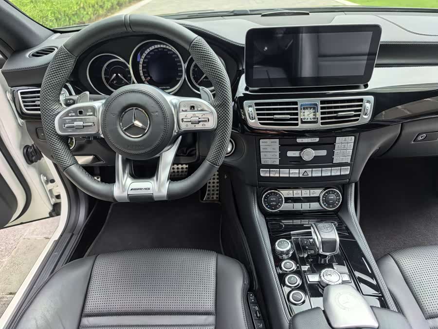 Mercedes-Benz CLS AMG 2017 car image #27