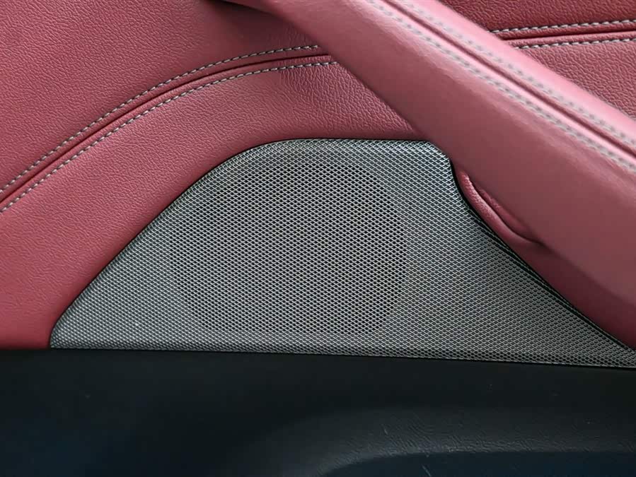 BMW 5 Series New Energy 2022 car image #27