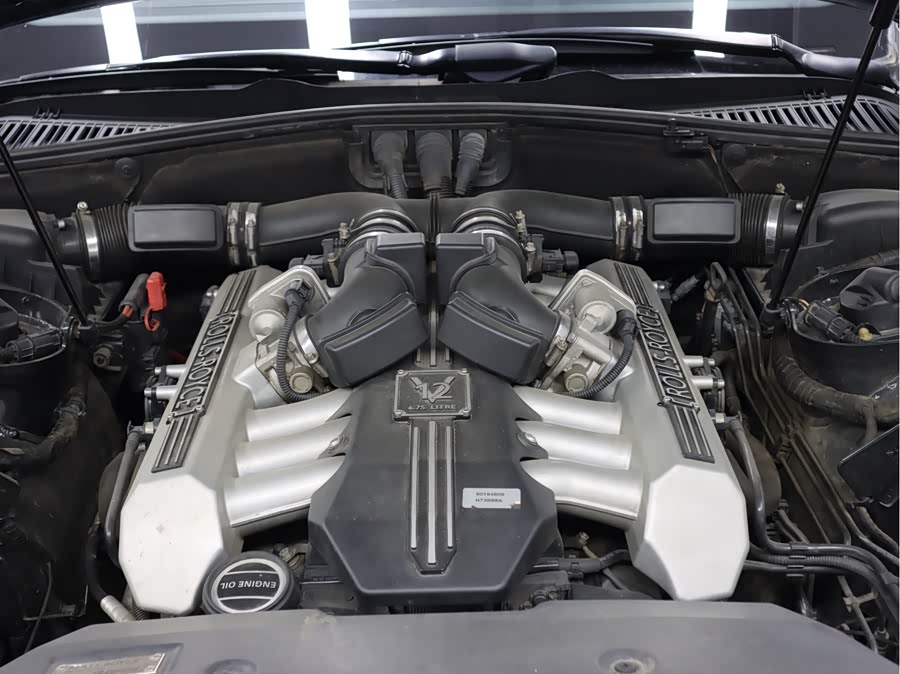 劳斯莱斯 古思特 2021 汽车图片 #27