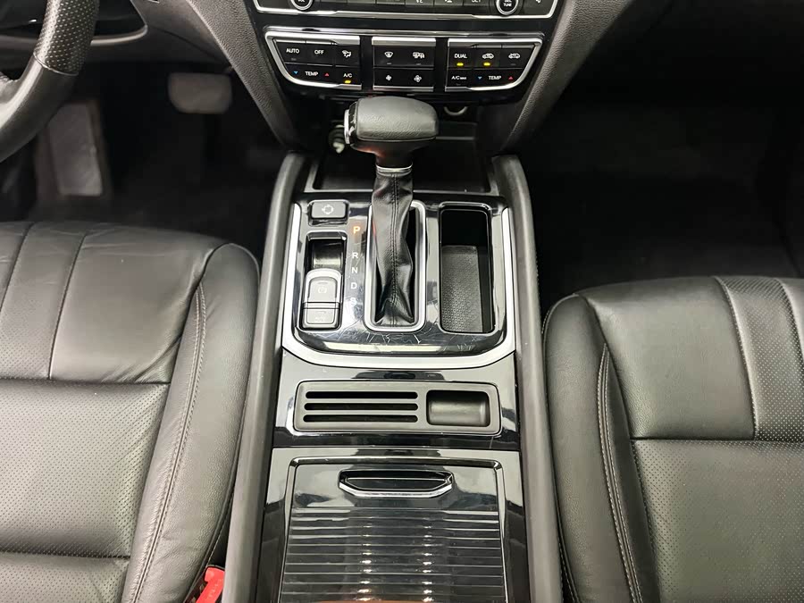 GAC Trumpchi GS7 2018 car image #27