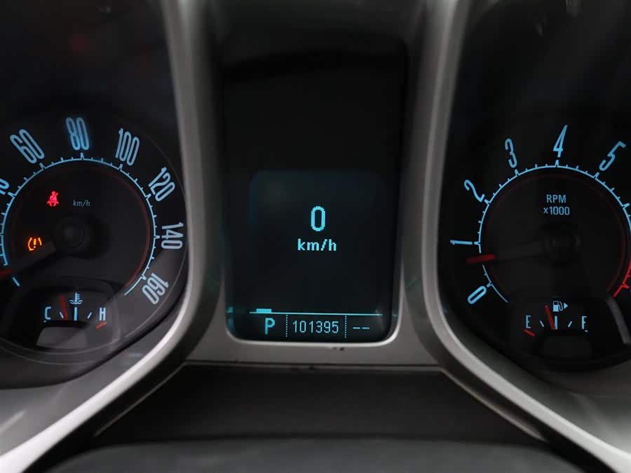 Chevrolet Camaro 2010 car image #27