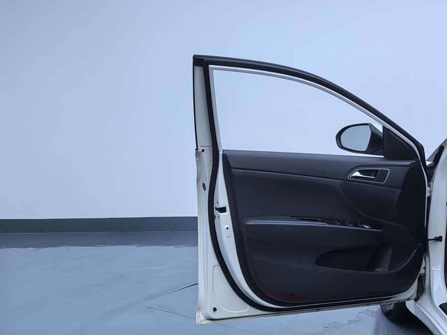 Hyundai Mistra 2014 #27 Hyundai Mistra 2014 car image #27