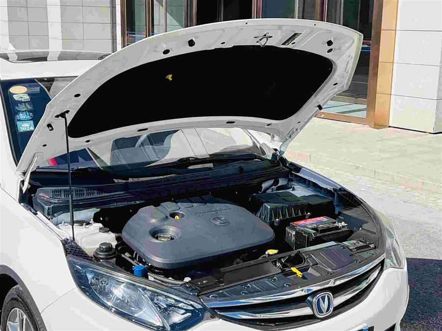 Changan Eado XT 2017 car image #27