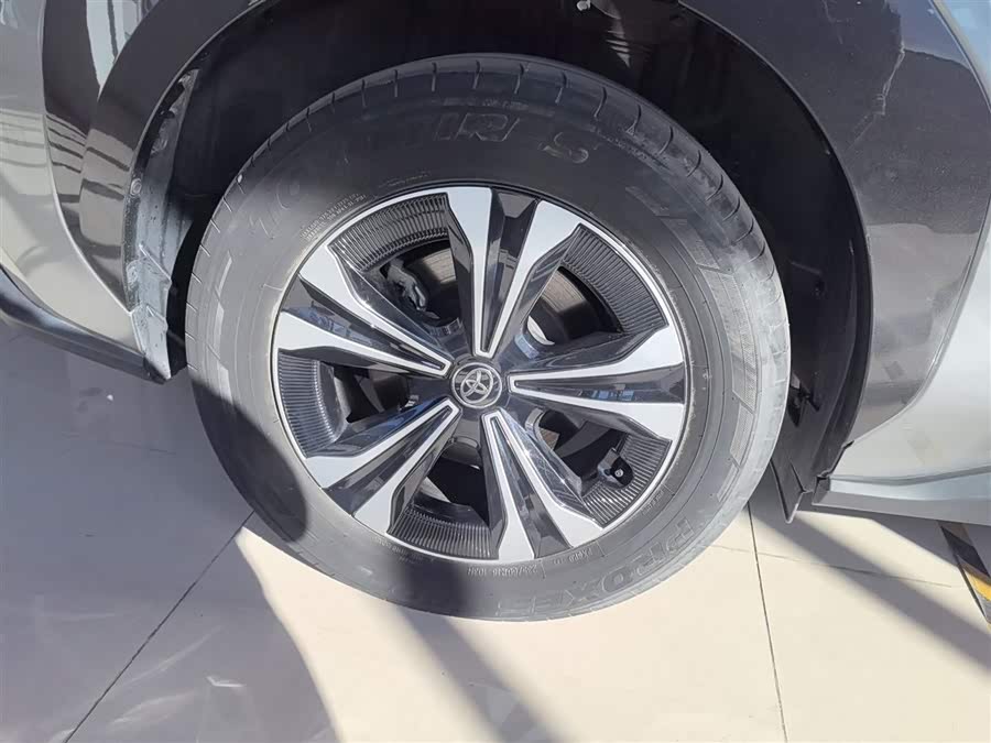 Toyota bZ4X 2022 immagine di auto #27