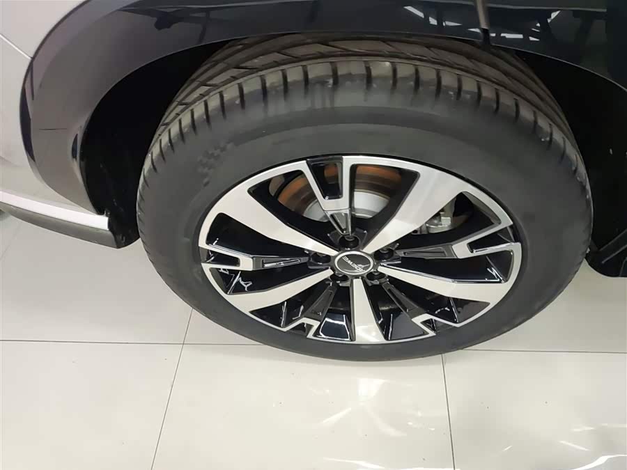 Roewe D5X DMH 2025 car image #27