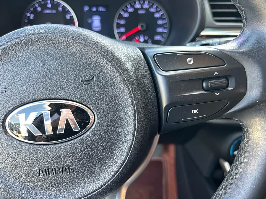 Kia Rio Cross 2018 صورة سيارة #27