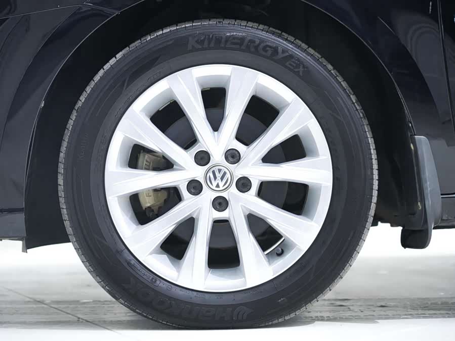 Volkswagen Lavida 2017 car image #27