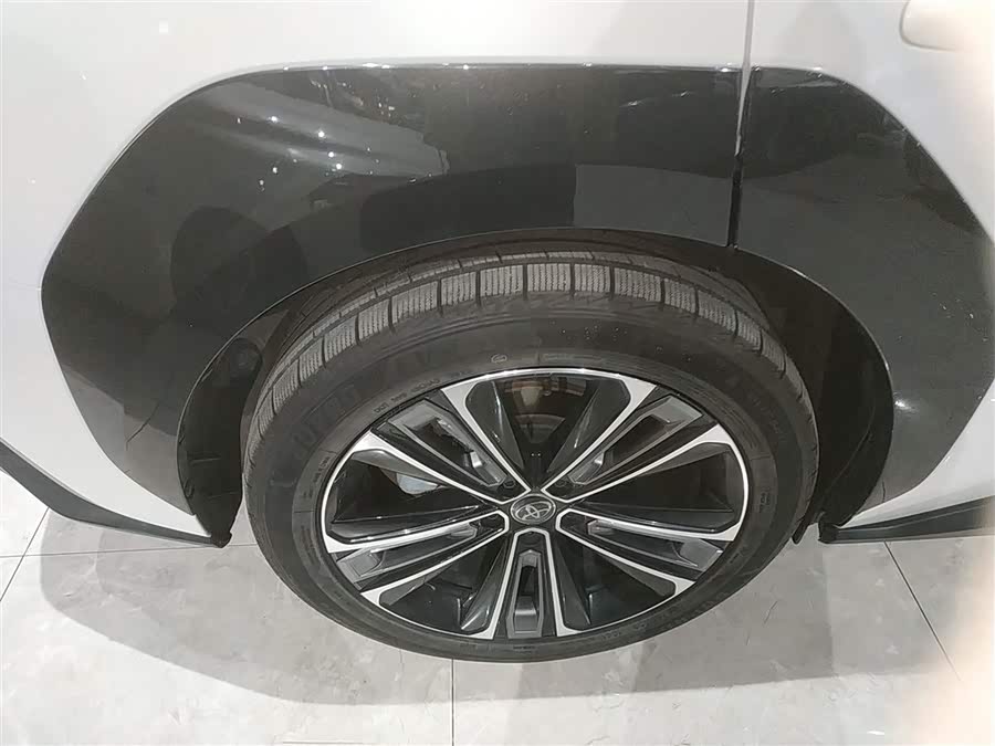 Toyota bZ4X 2022 immagine di auto #27