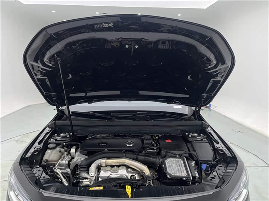 Mercedes-Benz GLB Class 2024 #27 Mercedes-Benz GLB Class 2024 car image #27