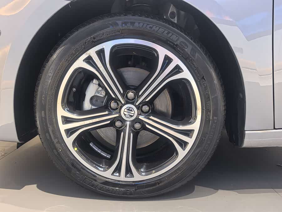 MG 6 New Energy 2018 #27 MG 6 New Energy 2018 car image #27