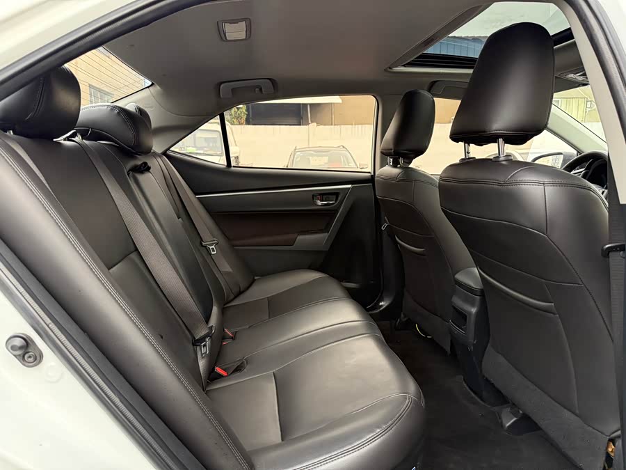 Toyota Corolla Hybird E+ 2020 immagine di auto #27