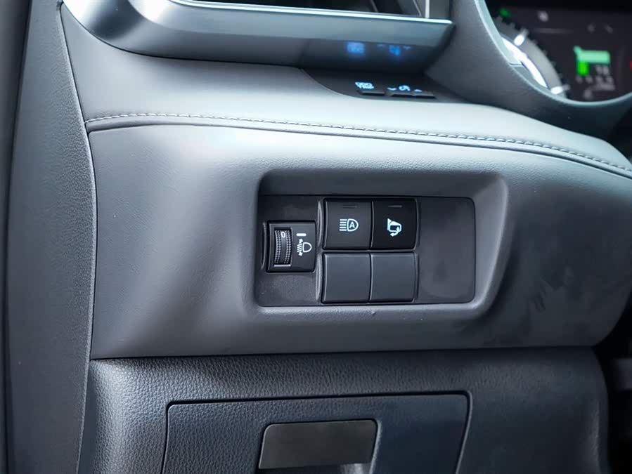 Toyota Crown Kluger 2023 #27 Toyota Crown Kluger 2023 car image #27