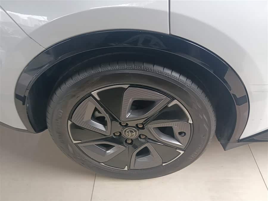 Toyota bZ3 2024 immagine di auto #27