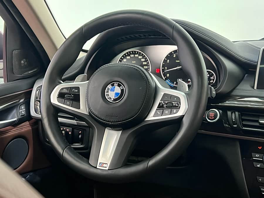 BMW X6 2015 immagine di auto #27