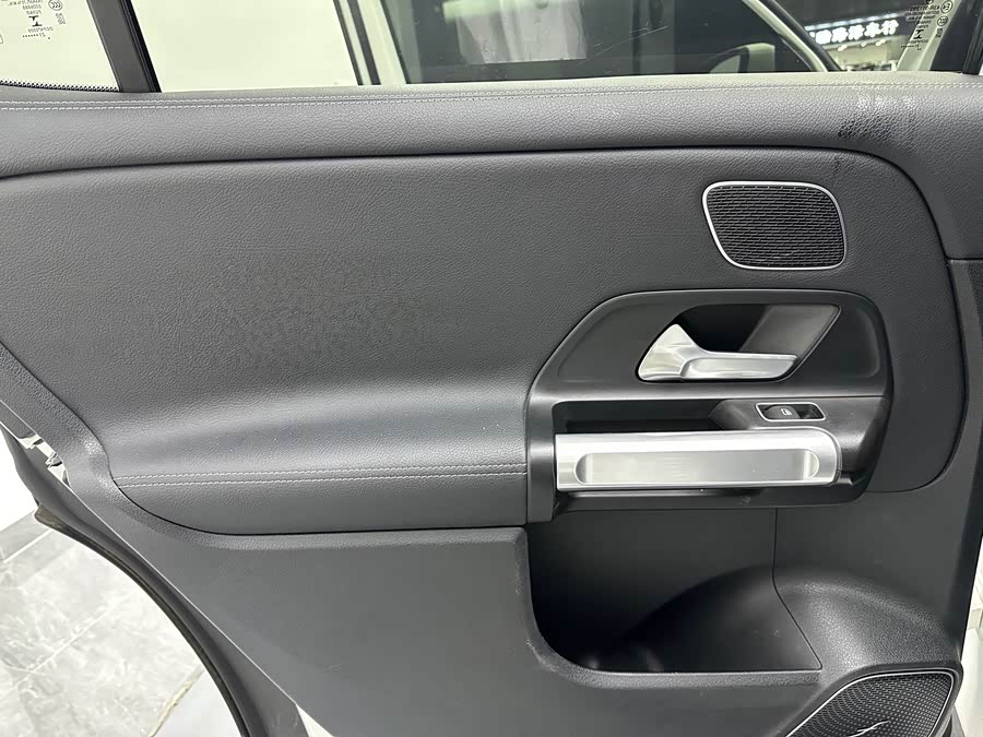 Mercedes-Benz EQB Class 2021 car image #27