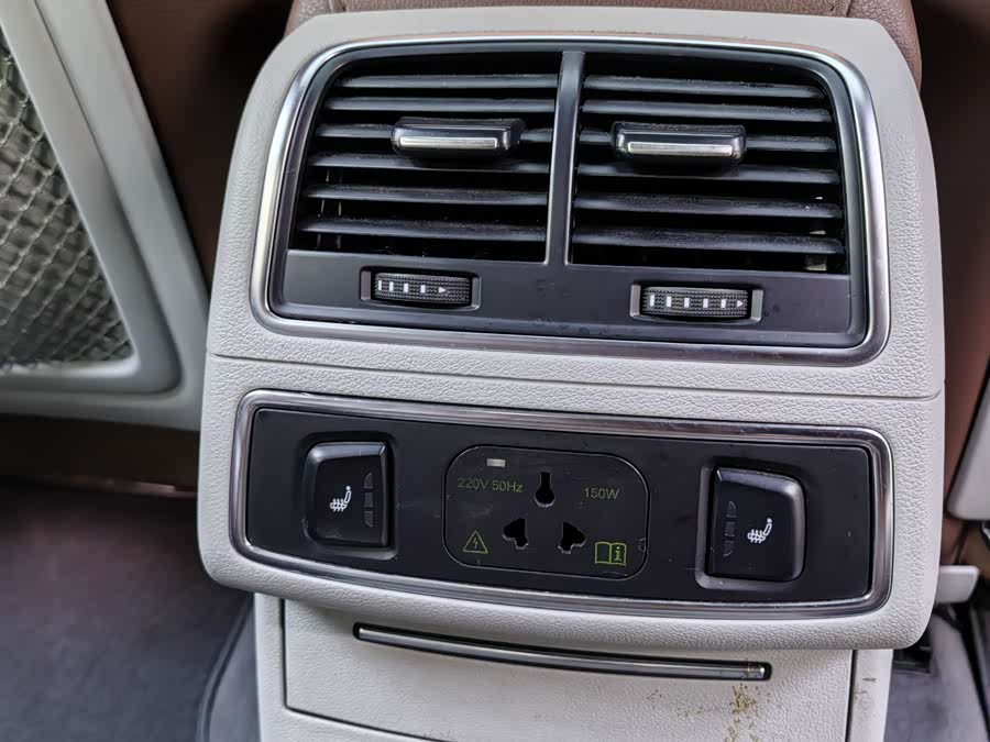 Audi A6L 2014 car image #27