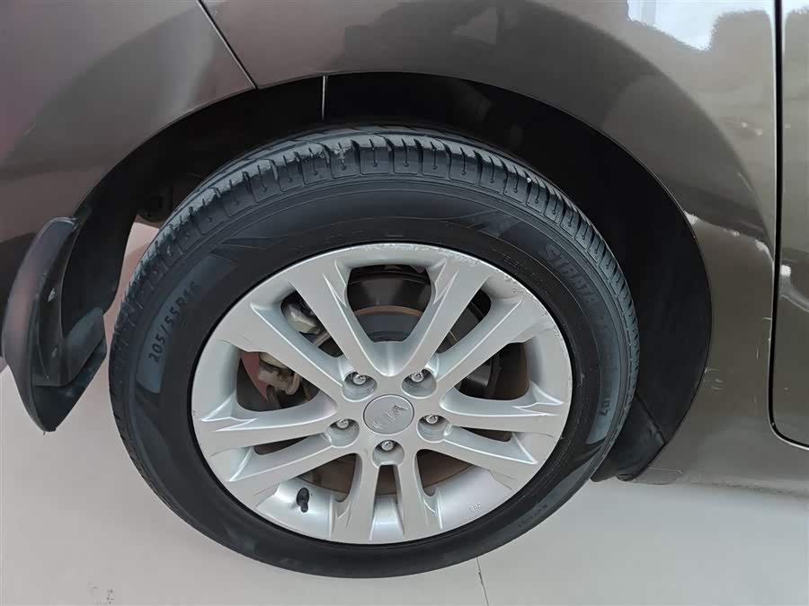 起亚 佳乐 2016 汽车图片 #27