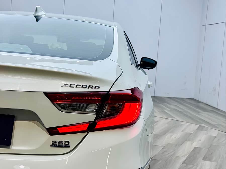 Honda Accord 2019 car image #27