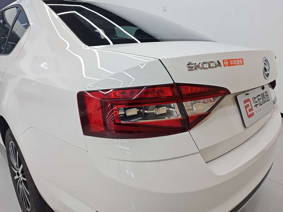 Skoda Octavia 2017 #27 Skoda Octavia 2017 car image #27