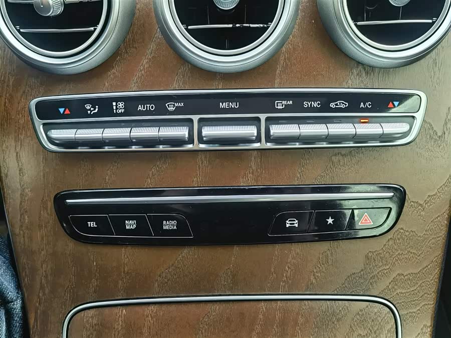 Mercedes-Benz GLC Class 2020 #27 Mercedes-Benz GLC Class 2020 immagine di auto #27