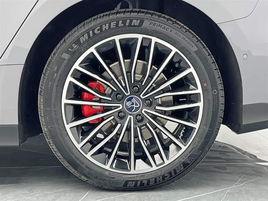 BYD Han 2025 car image #27