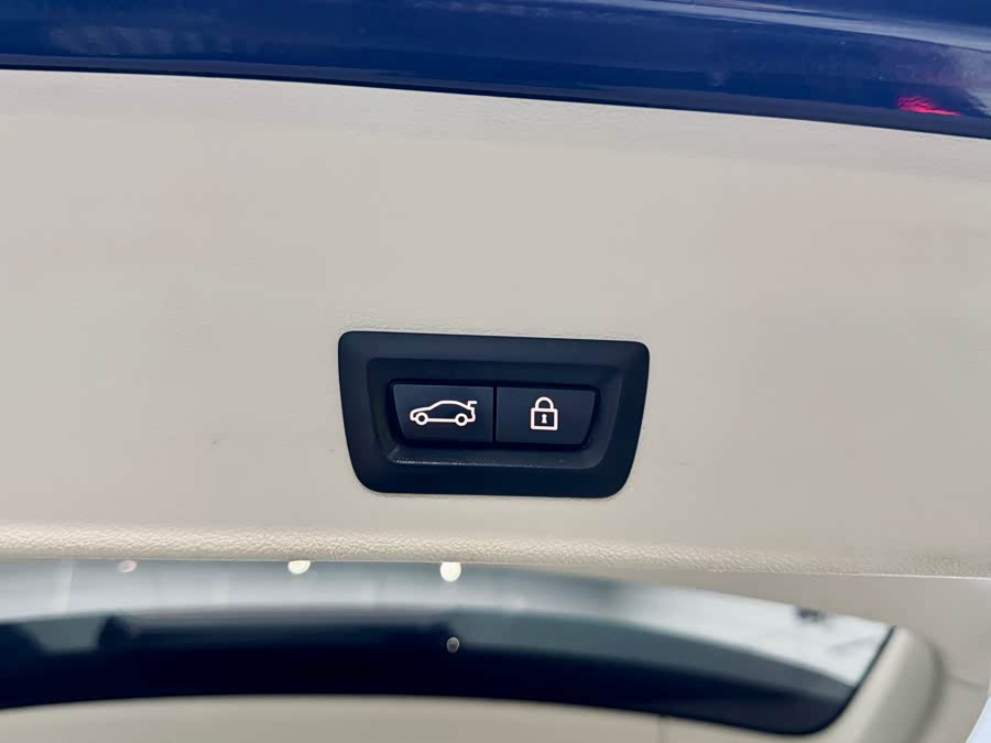 BMW X3 2018 car image #27